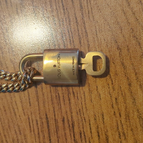 LV Lock and Key with 14KT Gold Filled Necklace, LV number 316 - Picture 4 of 4